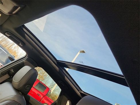 Certified 2025 Cadillac XT5 Premium Luxury image 14