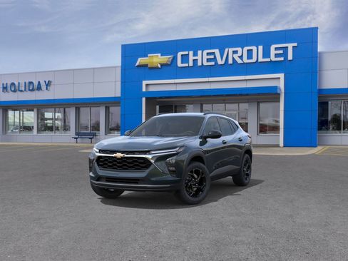 New 2026 Chevrolet Trax LT w/ Driver Confidence Package FWD image 11
