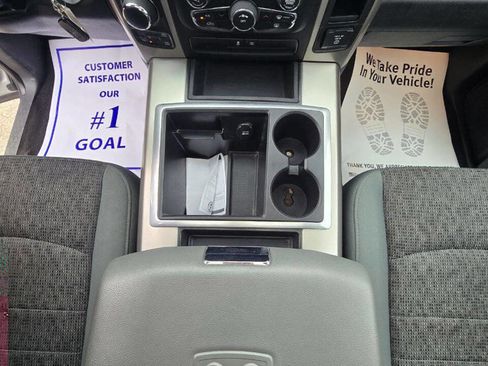 Used 2015 RAM 1500 Classic SLT w/ SLT Plus D←cor Group image 18