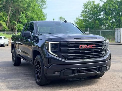 Used 2024 GMC Sierra 1500 Elevation AWD/4WD image 4