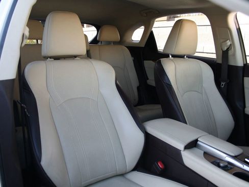 Used 2019 Lexus RX 450h AWD w/ Navigation Package image 9