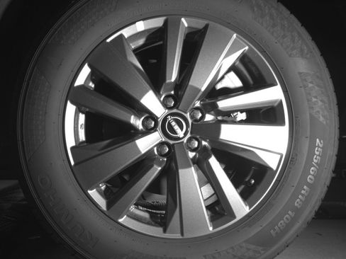 Used 2025 Nissan Pathfinder SV AWD/4WD image 14