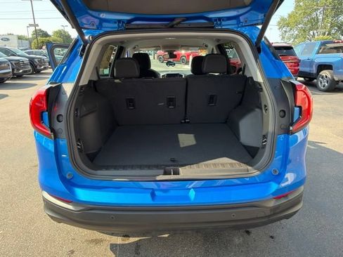 Certified 2024 GMC Terrain SLE w/ Driver Convenience Package AWD/4WD image 25