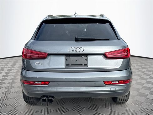Used 2017 Audi Q3 2.0T Premium image 7