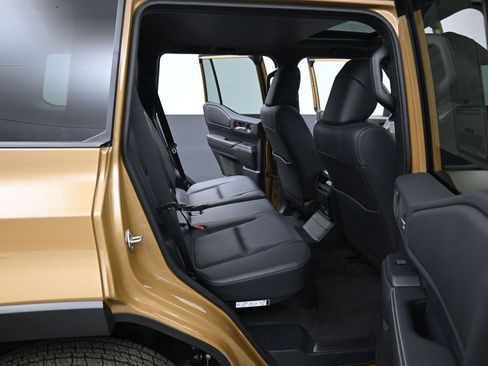 Used 2025 Toyota Land Cruiser w/ Premium Package image 37