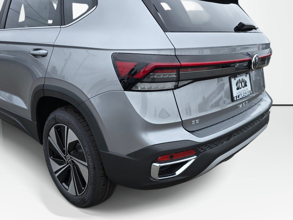 New 2026 Volkswagen Taos SE AWD/4WD image 13