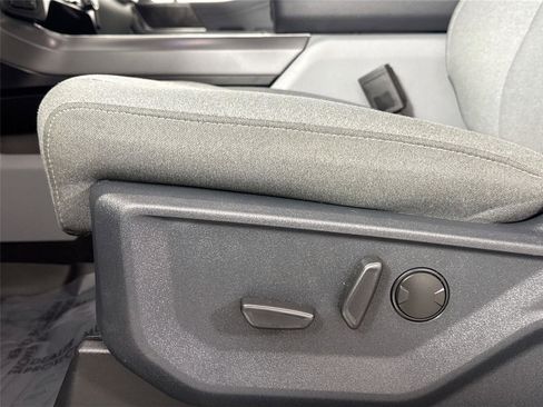 Used 2022 Ford F150 XLT w/ Equipment Group 302A High image 28