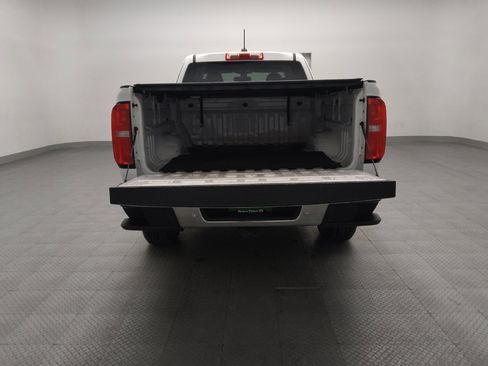 Used 2021 Chevrolet Colorado W/T w/ WT Convenience Package RWD image 29