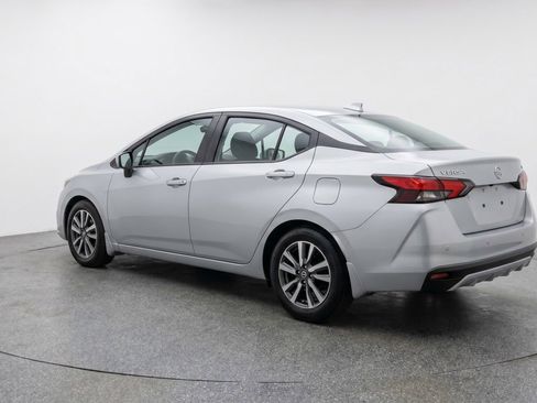 Used 2025 Nissan Versa SV image 6