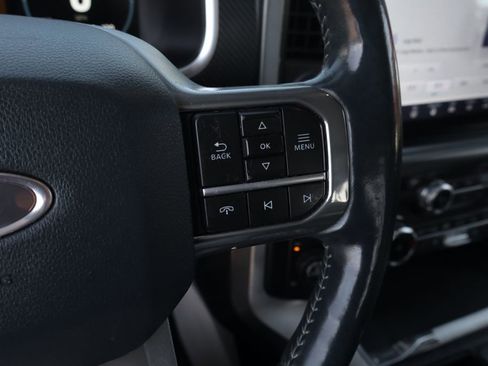 Used 2022 Ford F150 Limited image 30