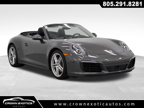 Used 2017 Porsche 911 Carrera 4 AWD/4WD image 1
