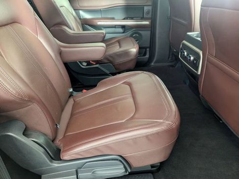 Used 2024 Ford Expedition Max Limited image 34