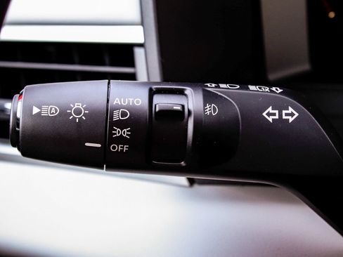 New 2025 Mitsubishi Outlander SEL image 27