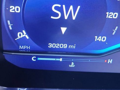 Used 2023 Chevrolet Tahoe High Country w/ Advanced Technology Package image 14