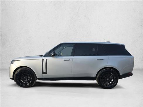 New 2025 Land Rover Range Rover Long Wheelbase SE image 8