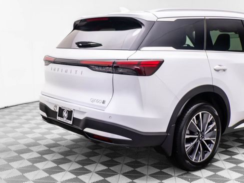 Certified 2026 INFINITI QX60 Luxe w/ Cargo Package AWD/4WD image 37