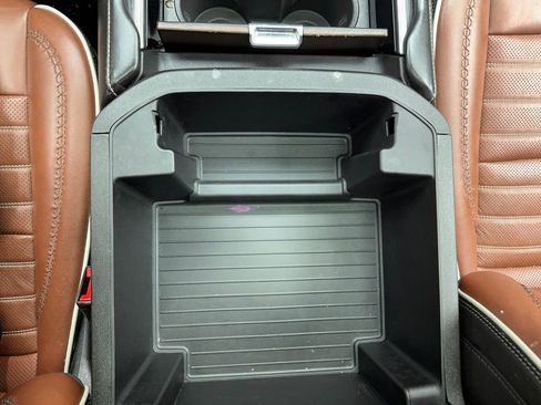 Used 2023 GMC Yukon XL Denali Ultimate image 34