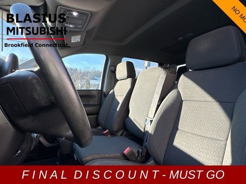 Used 2023 Chevrolet Silverado 1500 Custom image 8