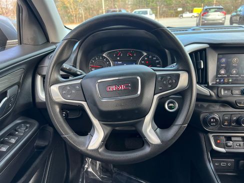 Used 2023 GMC Terrain SLE w/ Driver Convenience Package image 22