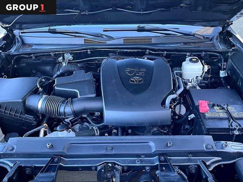 Used 2023 Toyota Tacoma TRD Off-Road image 30