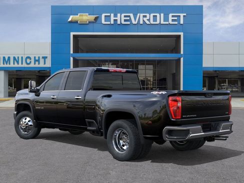 New 2026 Chevrolet Silverado 3500 LTZ image 3