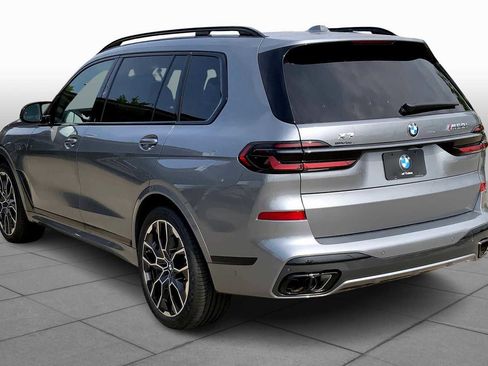 New 2026 BMW X7 M60i image 11