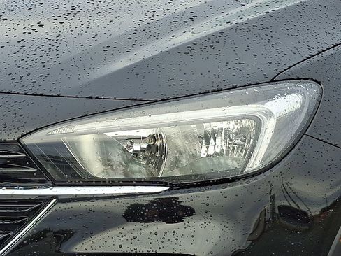 Used 2023 Buick Encore GX Preferred w/ Cold Weather Comfort Package image 9