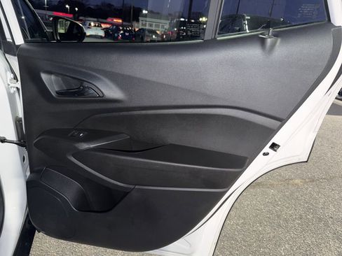 Used 2024 Chevrolet Trax LT image 26