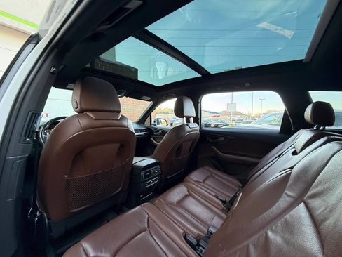 Used 2017 Audi Q7 3.0T Premium Plus w/ Premium Plus Package image 22