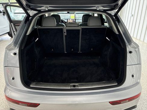 Used 2021 Audi Q5 Prestige AWD/4WD image 27