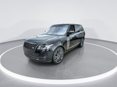 Used 2022 Land Rover Range Rover Westminster Edition image 4