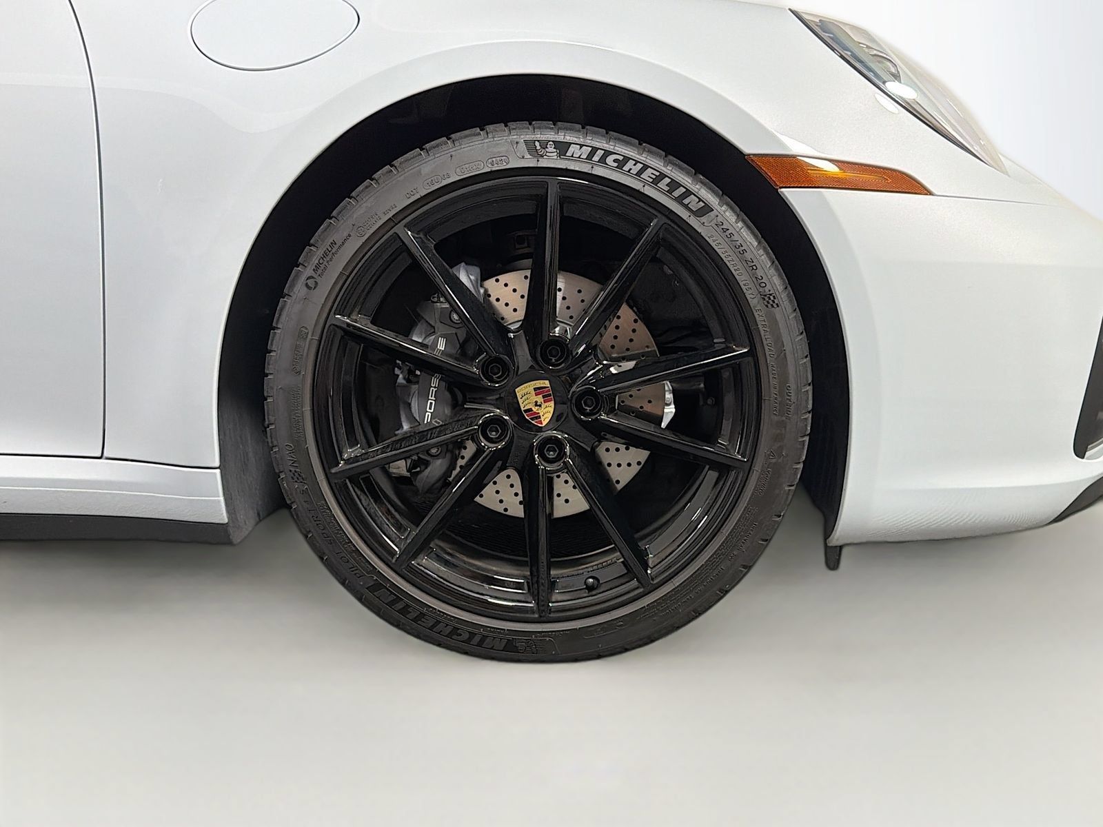 Used 2024 Porsche 911 Carrera RWD image 34