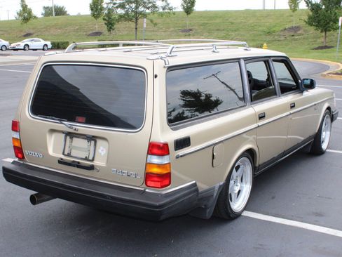 Used 1989 Volvo 240 Wagon image 5