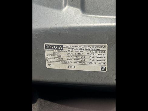 Used 2015 Toyota RAV4 XLE FWD image 7