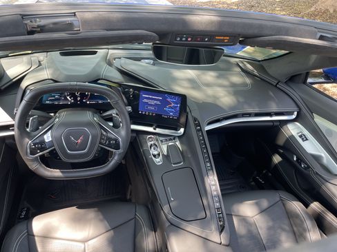 Used 2023 Chevrolet Corvette Stingray Premium Cpe w/ Z51 Performance Package RWD image 28