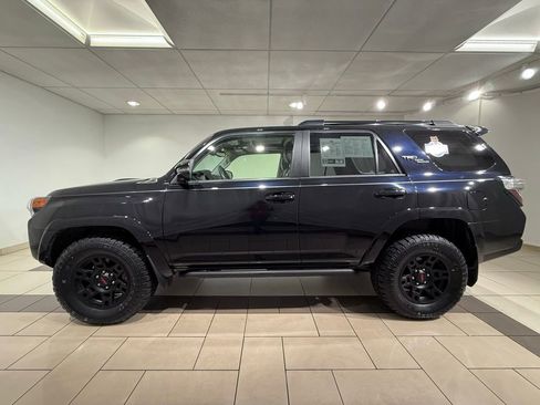 Certified 2023 Toyota 4Runner TRD Off-Road Premium w/ Moonroof Package image 2