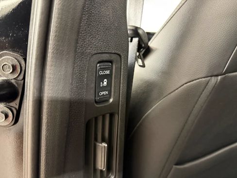 Used 2023 Honda Odyssey EX-L image 33