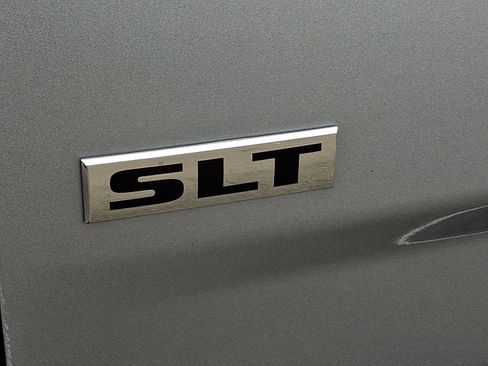 Used 2024 RAM 1500 Classic SLT image 30