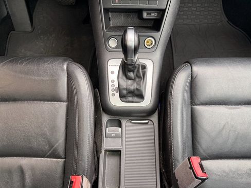 Used 2017 Volkswagen Tiguan Sport image 28