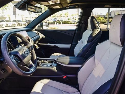 New 2026 Lexus TX 500h AWD image 22