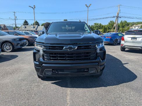 Used 2023 Chevrolet Silverado 1500 RST AWD/4WD image 2