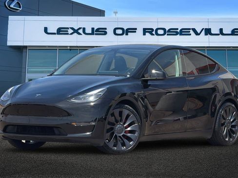 Used 2023 Tesla Model Y Performance AWD/4WD image 1