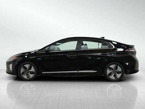 Used 2020 Hyundai Ioniq Limited FWD image 2