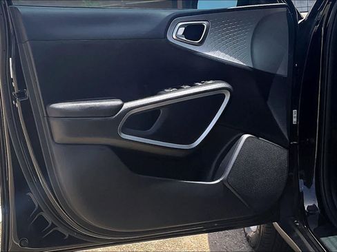 Used 2022 Kia Soul LX w/ Technology Package FWD image 25
