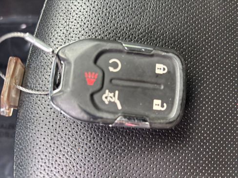 Used 2024 GMC Terrain SLT AWD/4WD image 18