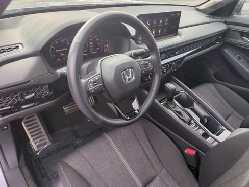 Used 2023 Honda Accord Sport image 10