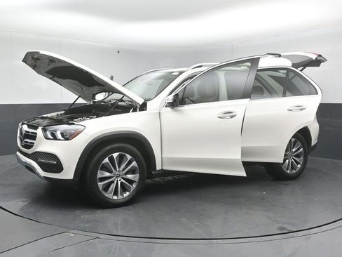 Used 2020 Mercedes-Benz GLE 450 4MATIC image 57
