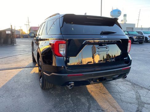 Used 2023 Ford Explorer ST-Line w/ Class IV Trailer Tow Package image 9