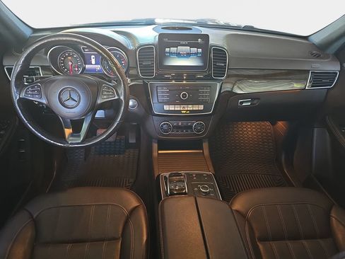 Used 2019 Mercedes-Benz GLS 450 4MATIC image 9