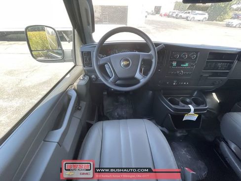 New 2025 Chevrolet Express 3500 w/ Driver Convenience Package image 10